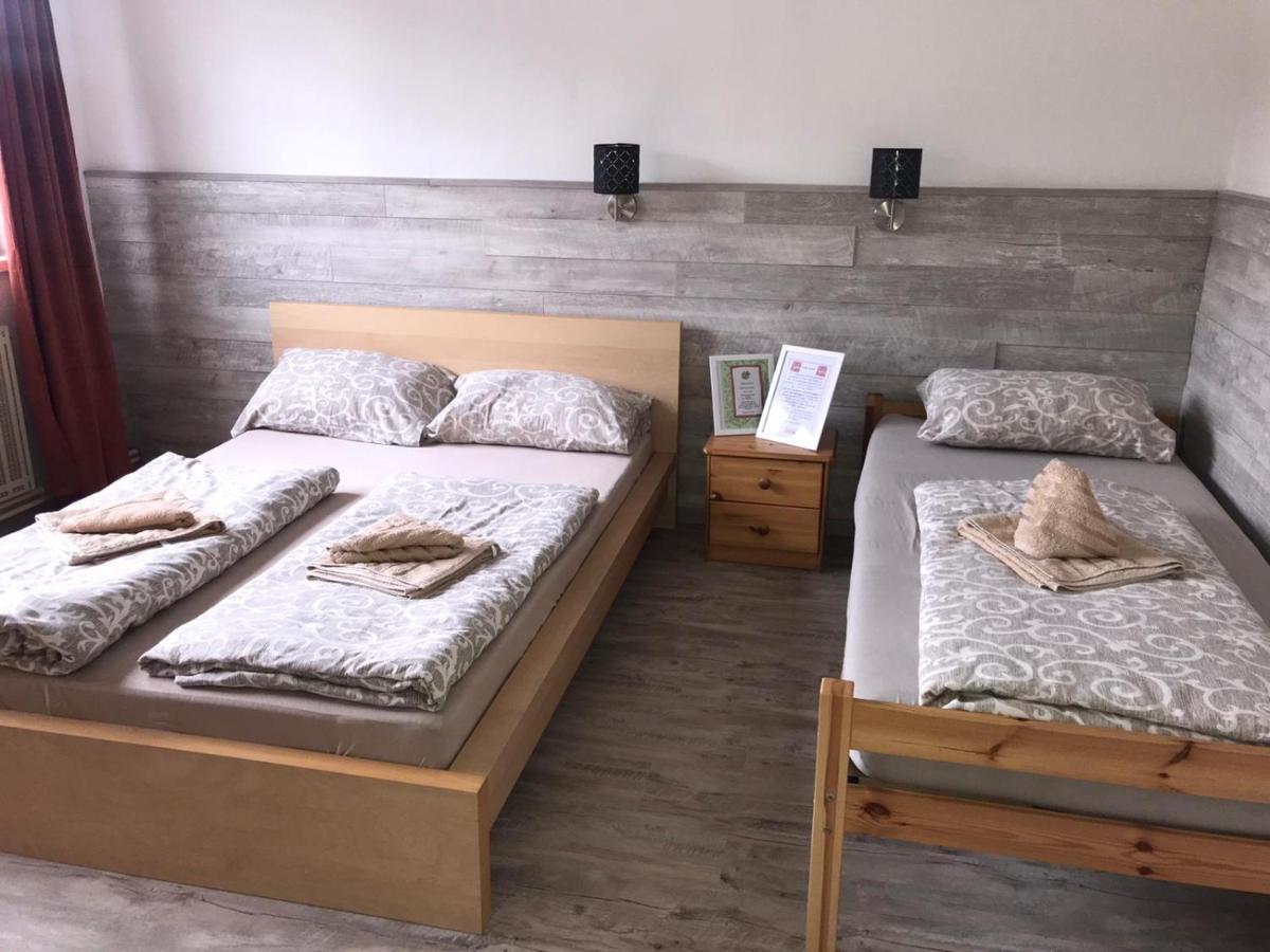 Makss Hotel Wels Ngoại thất bức ảnh